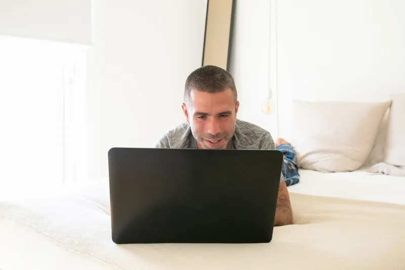 From the Front Bar to the Front Screen: Why Aussies Are Swapping Pub Nights for Online Casino Sessions
